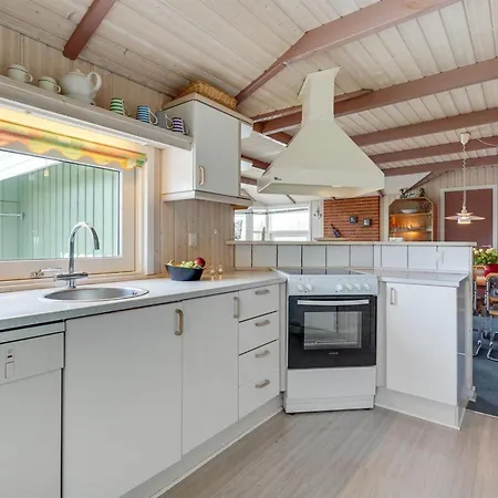 Semesterbostad Guldborg - 400m To The Fjord By Interhome