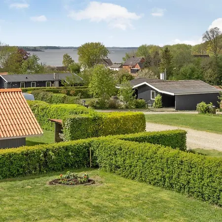 Semesterbostad Guldborg - 400m To The Fjord By Interhome